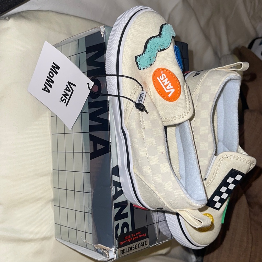 Vans MoMA kids released dat June 18, 2020